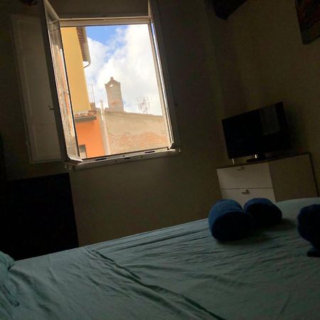 Apartamento Dimora Leonardo. Centro Storico. Lucca Exterior foto